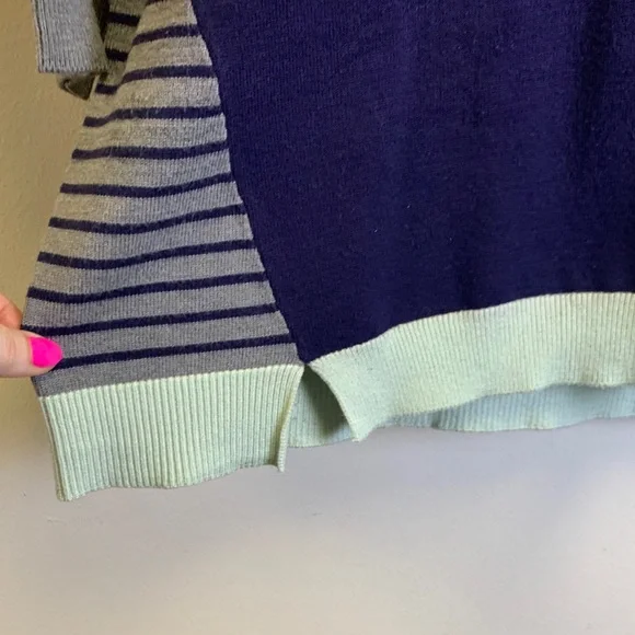 Modcloth Colorblock Sweater in Navy, Yellow, and Gray - Picture 4 of 6
